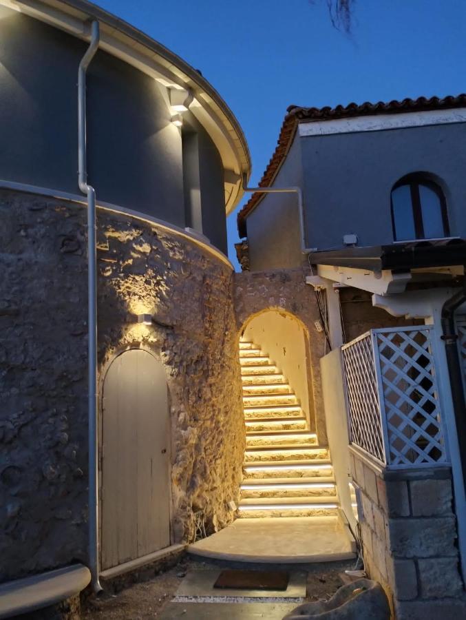 Oldwell Hotel Santa Domenica  Buitenkant foto